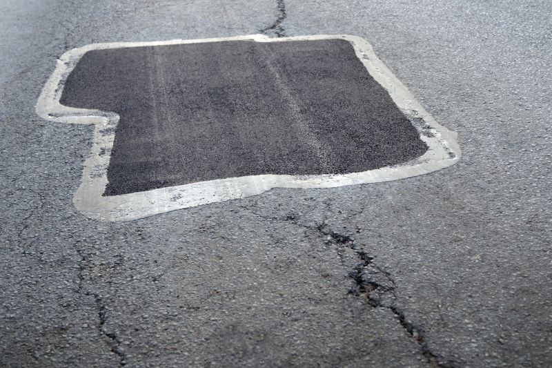 Asphalt Pothole Filling in Temecula, CA